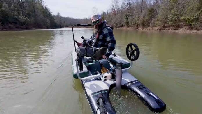 fish ups 1210 with epropulsion elite electric motor attached on water